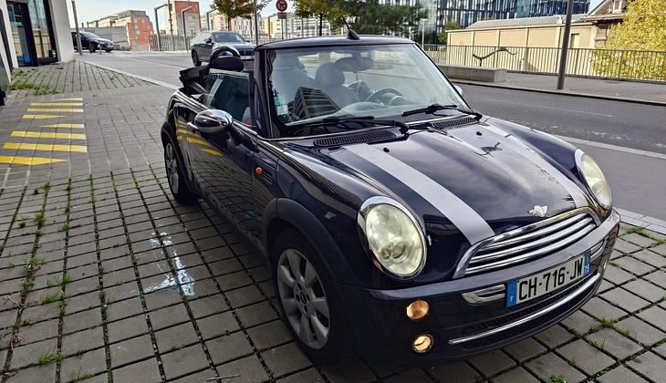 location-MINI-Paris-roadstr