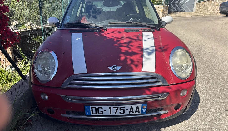 location-MINI-Cannes-roadstr