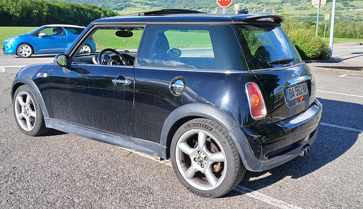 location-MINI-Valserhône-roadstr