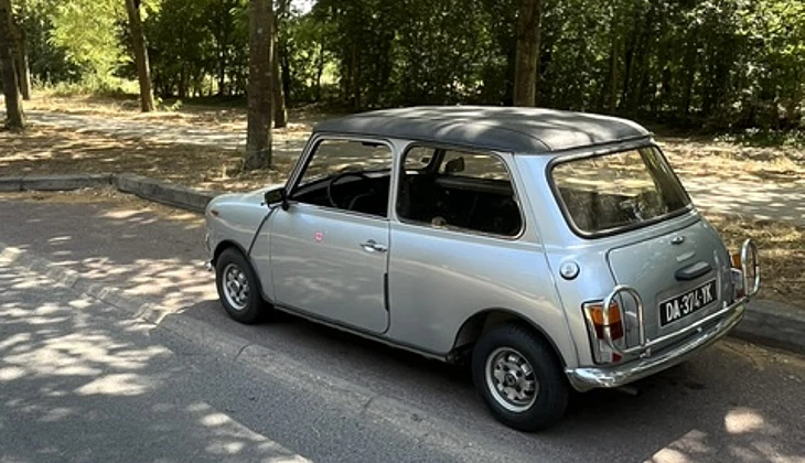 location-MINI-Paris-roadstr