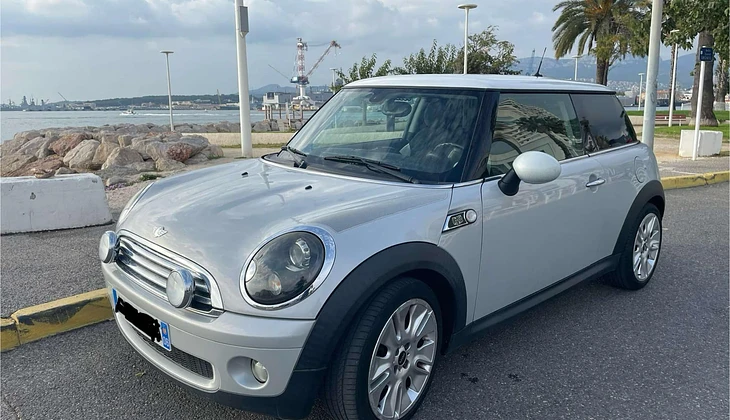 location-MINI-Toulon-roadstr