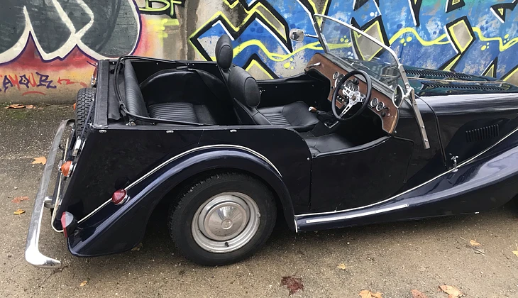 location-MORGAN-Lyon-roadstr