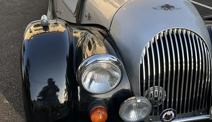 location-MORGAN-Cannes-roadstr