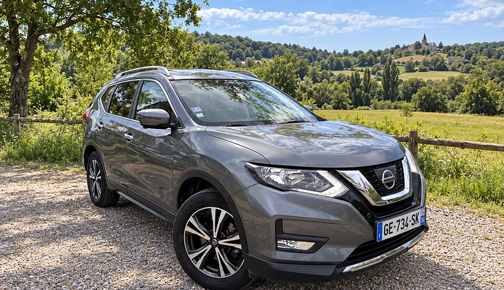 location-NISSAN-Caluire-et-Cuire-roadstr
