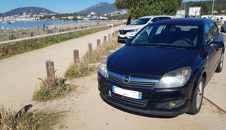 location-OPEL-Saint-Cyprien-roadstr
