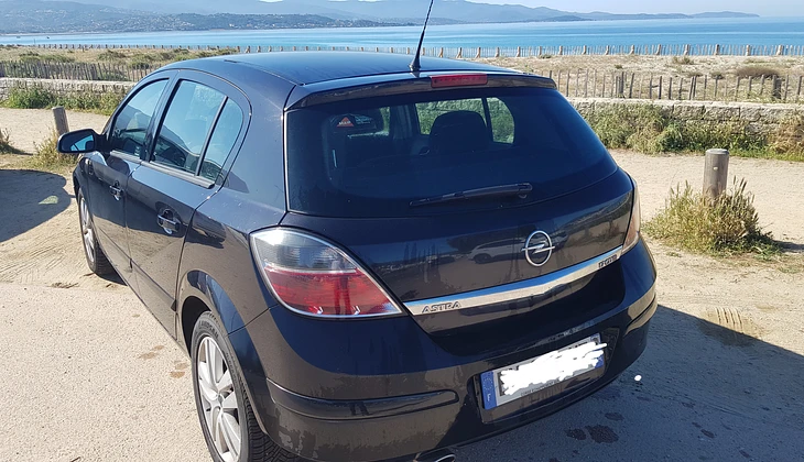 location-OPEL-Saint-Cyprien-roadstr
