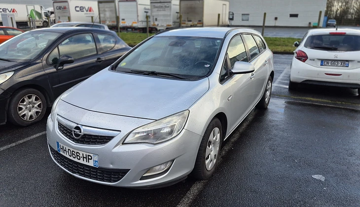 location-OPEL-Douai-roadstr