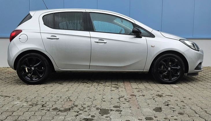 location-OPEL-Paris-roadstr