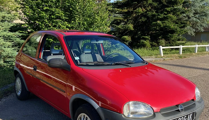 location-OPEL-Chantilly-roadstr