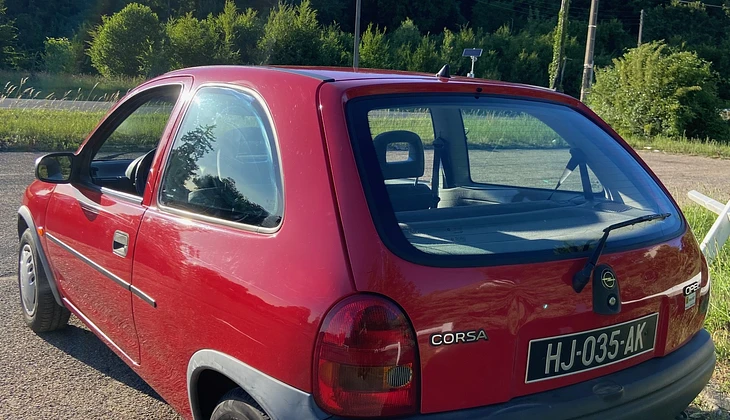 location-OPEL-Chantilly-roadstr