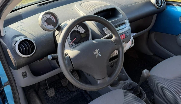 location-PEUGEOT-Perrignier-roadstr