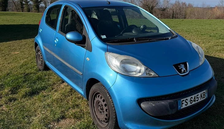 location-PEUGEOT-Perrignier-roadstr