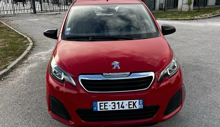 location-PEUGEOT-Aix-en-Provence-roadstr