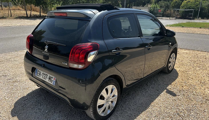 location-PEUGEOT-Aix-en-Provence-roadstr