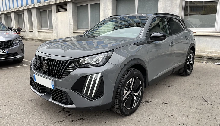 location-PEUGEOT-Paris-roadstr