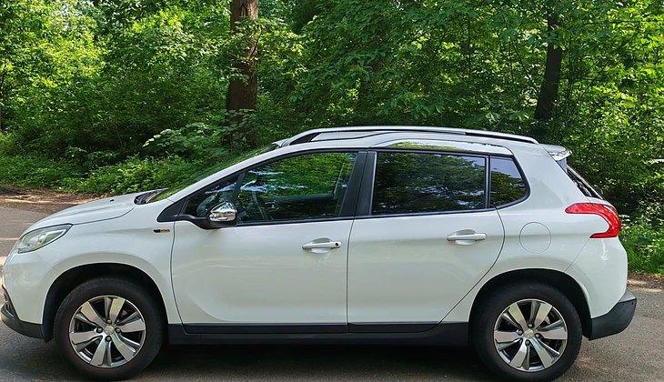 location-PEUGEOT-Saint-Germain-en-Laye-roadstr