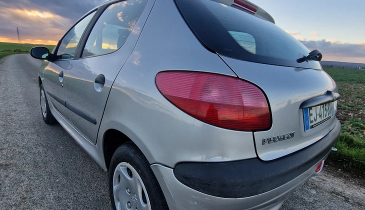 location-PEUGEOT-Abbeville-roadstr