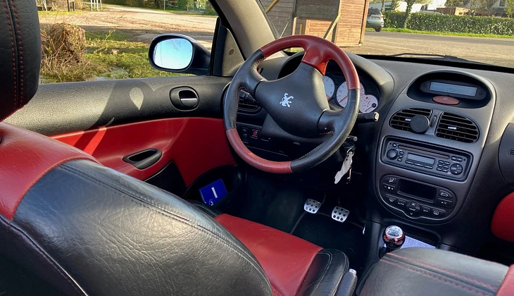 location-PEUGEOT-La Baule-Escoublac-roadstr