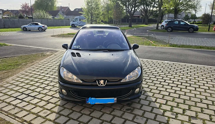 location-PEUGEOT-Mecquignies-roadstr