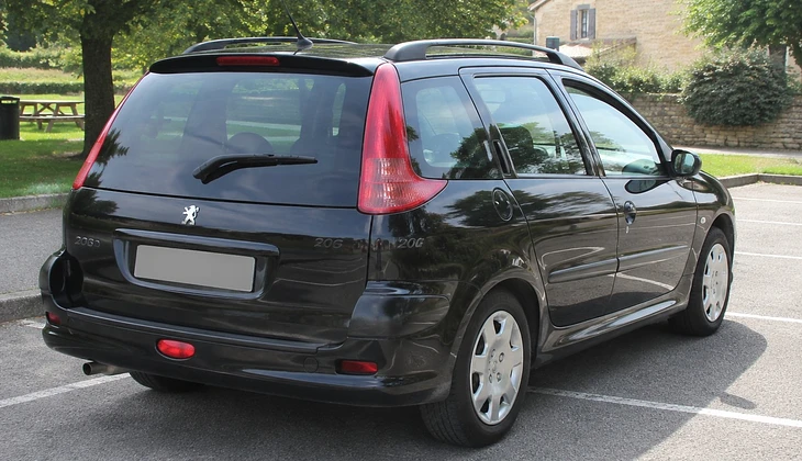 location-PEUGEOT-Nouzilly-roadstr