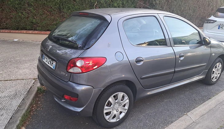 location-PEUGEOT-Torcy-roadstr