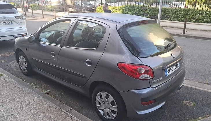 location-PEUGEOT-Torcy-roadstr