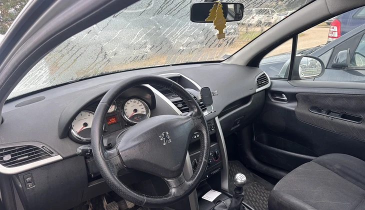 location-PEUGEOT-Ajaccio-roadstr