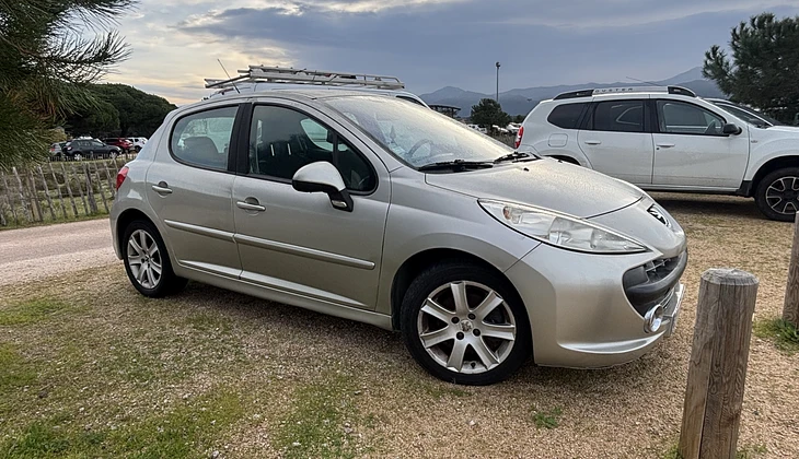 location-PEUGEOT-Ajaccio-roadstr