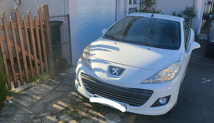 location-PEUGEOT-Savigny-le-Temple-roadstr