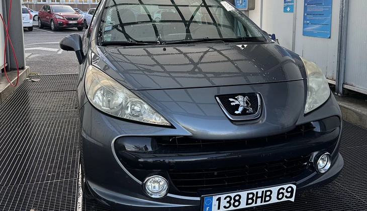 location-PEUGEOT-Saint-Étienne-roadstr