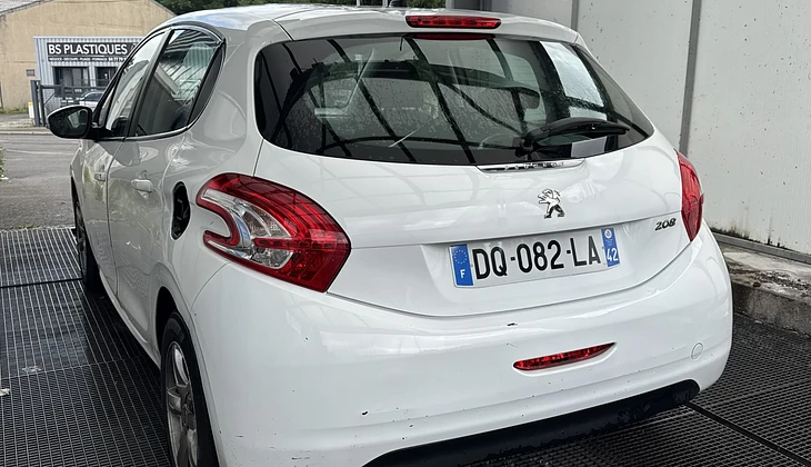 location-PEUGEOT-Saint-Étienne-roadstr