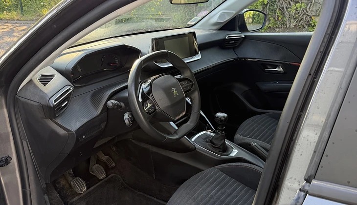 location-PEUGEOT-Cergy-roadstr