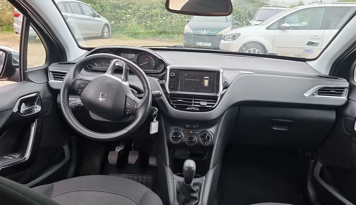 location-PEUGEOT-Gentilly-roadstr