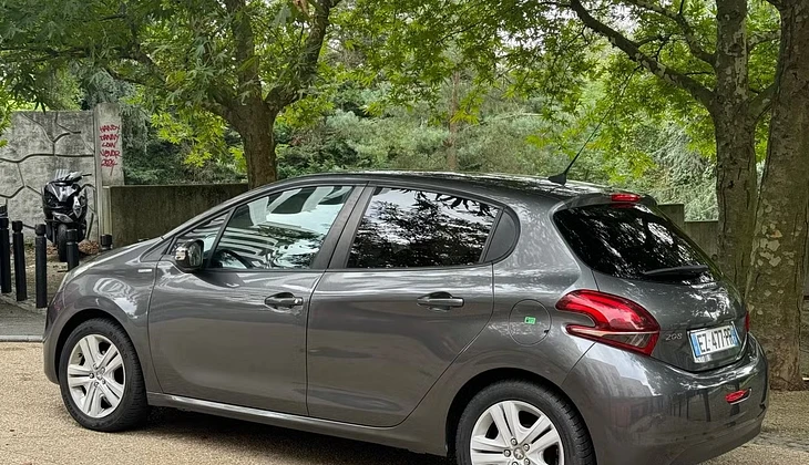 location-PEUGEOT-Gentilly-roadstr