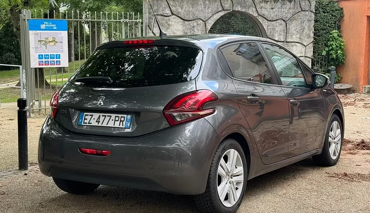 location-PEUGEOT-Gentilly-roadstr