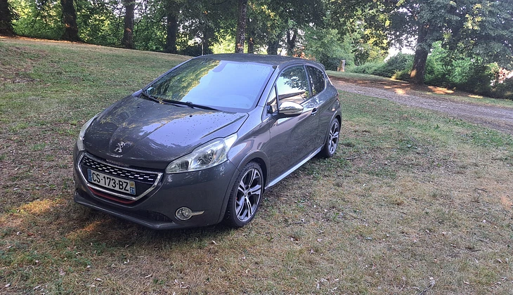 location-PEUGEOT-Roppe-roadstr