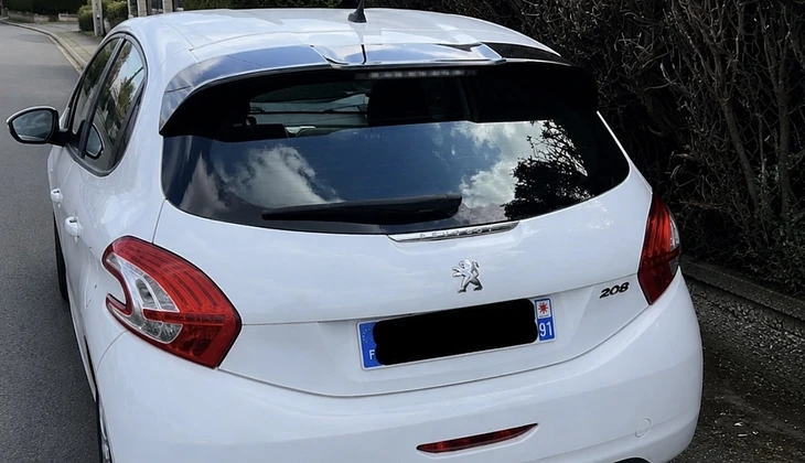 location-PEUGEOT-Mormant-roadstr