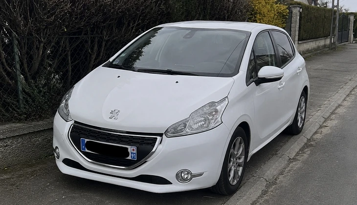location-PEUGEOT-Mormant-roadstr