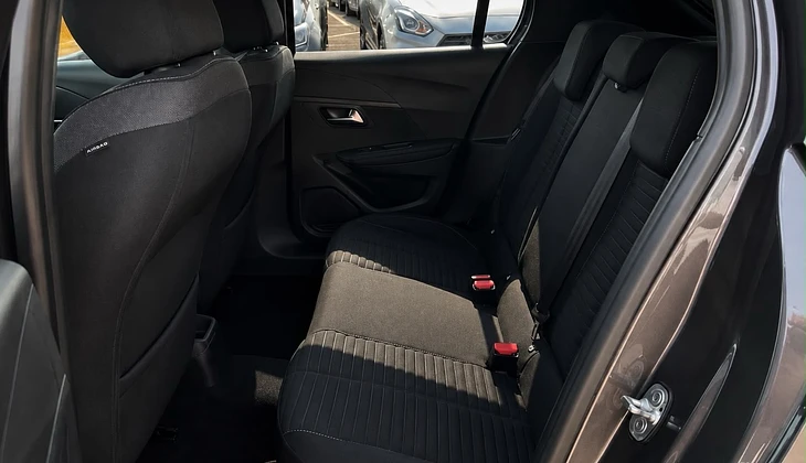 location-PEUGEOT-Lyon-roadstr
