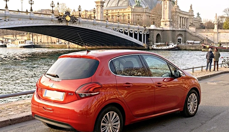 location-PEUGEOT-Paris-roadstr