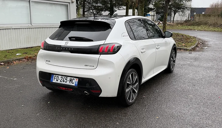 location-PEUGEOT-Saint-Ouen-l'Aumône-roadstr