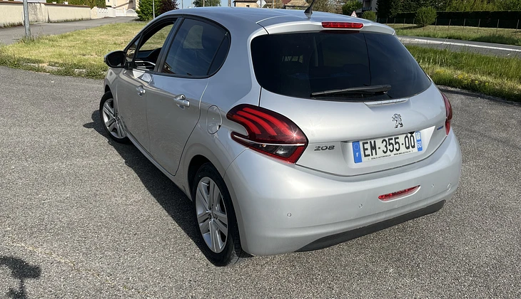 location-PEUGEOT-Grenay-roadstr