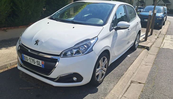 location-PEUGEOT-Torcy-roadstr