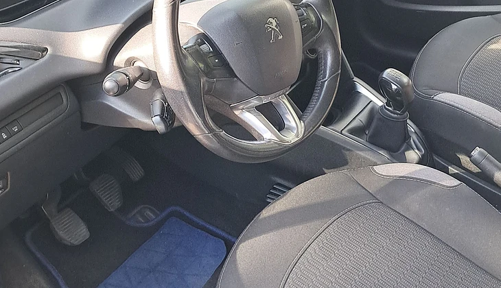 location-PEUGEOT-Torcy-roadstr