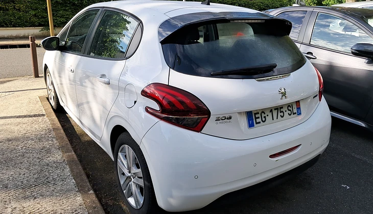 location-PEUGEOT-Torcy-roadstr