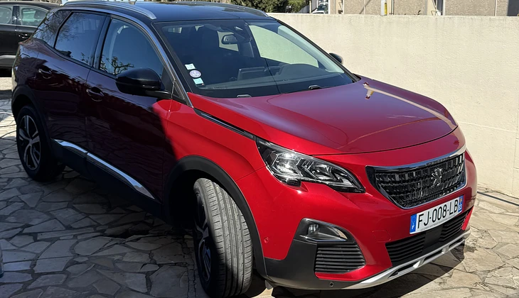 location-PEUGEOT-Six-Fours-les-Plages-roadstr