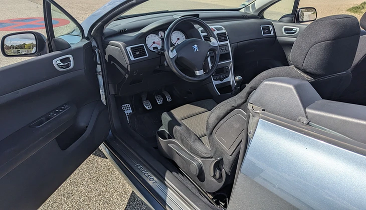 location-PEUGEOT-Saint-Brevin-les-Pins-roadstr