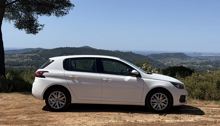 location-PEUGEOT-Toulon-roadstr