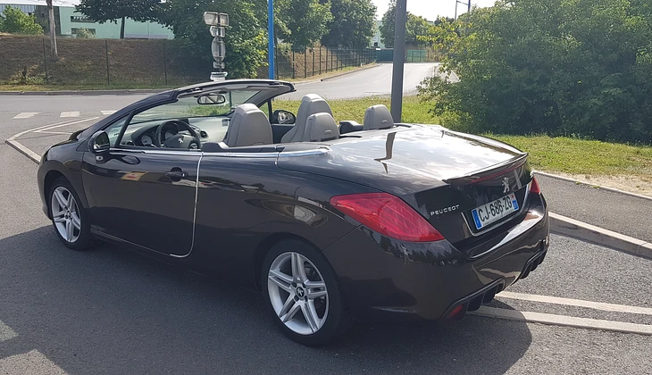location-PEUGEOT-Roissy-en-Brie-roadstr