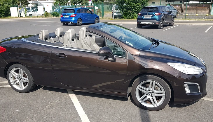 location-PEUGEOT-Roissy-en-Brie-roadstr